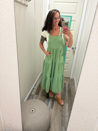 Kierra Button Sling Tiered Midi Dress: Pear Green
