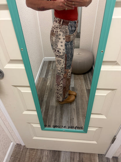 Down To Earth - Wide Leg - Ankle Length - Risen Jeans