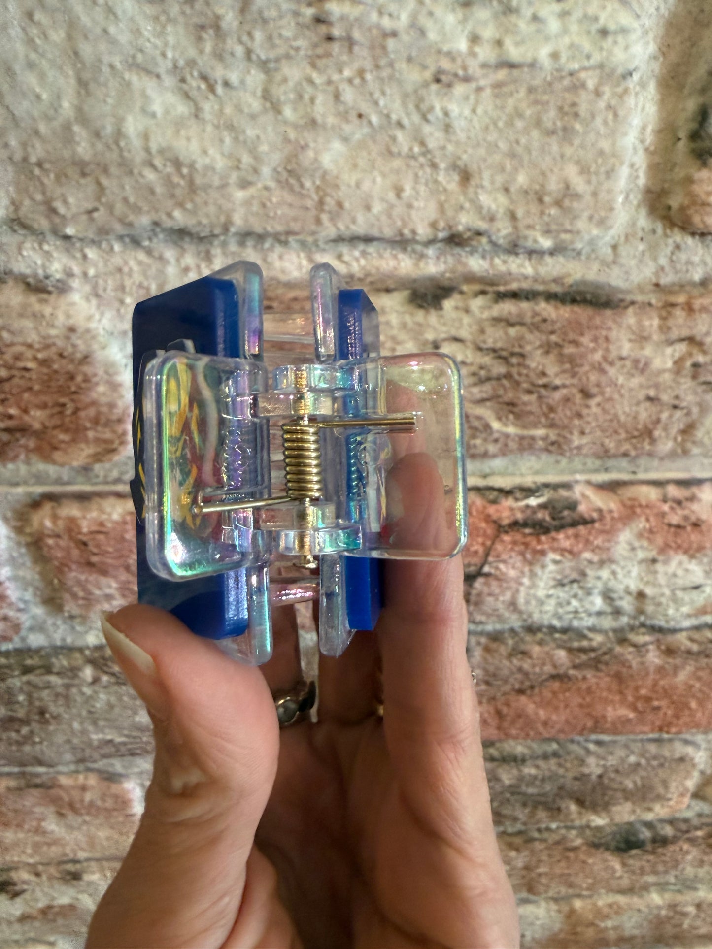 Bulldogs 2" Hair Clip