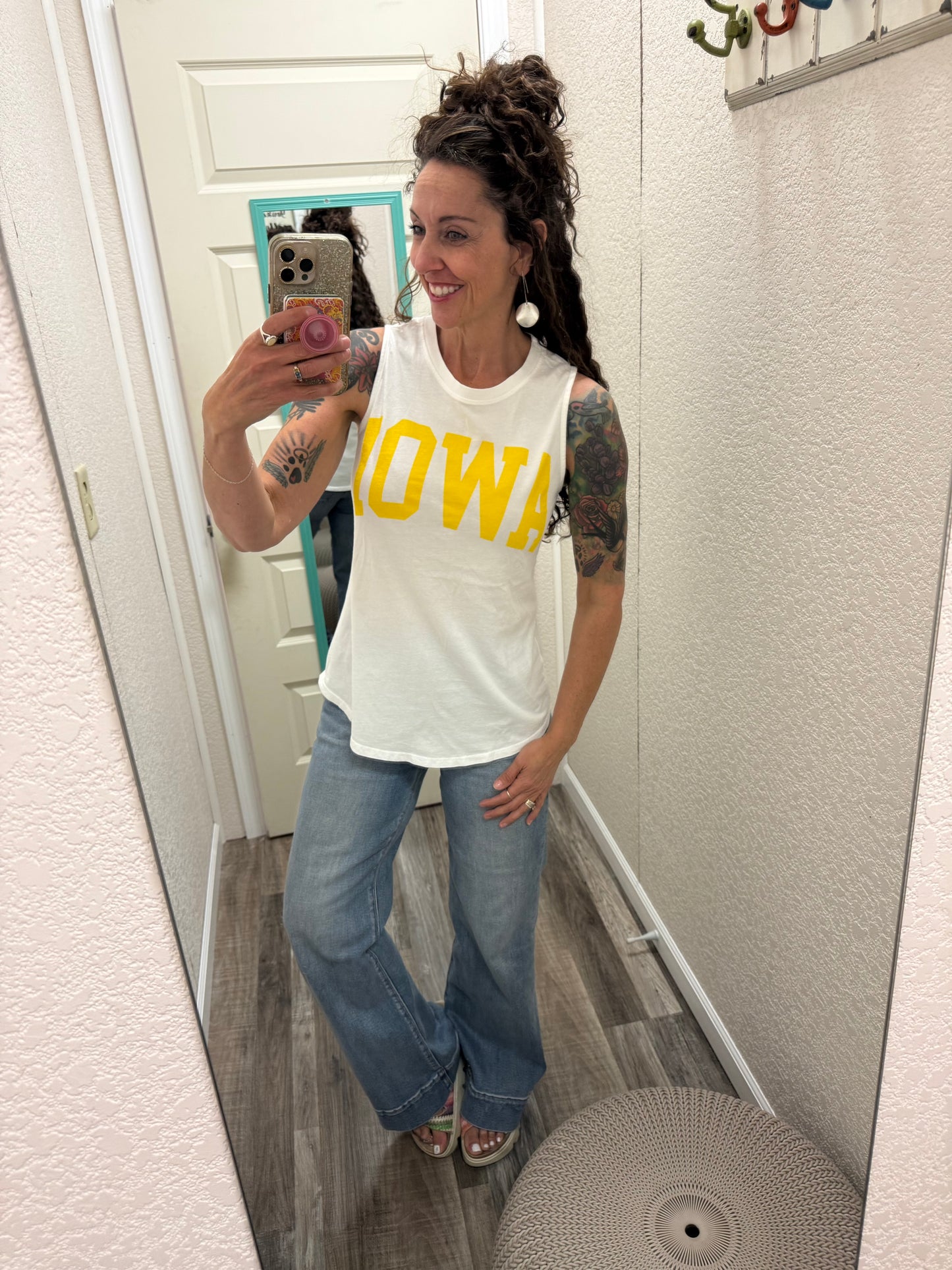 IOWA MINERAL GRAPHIC TANK TOP: White