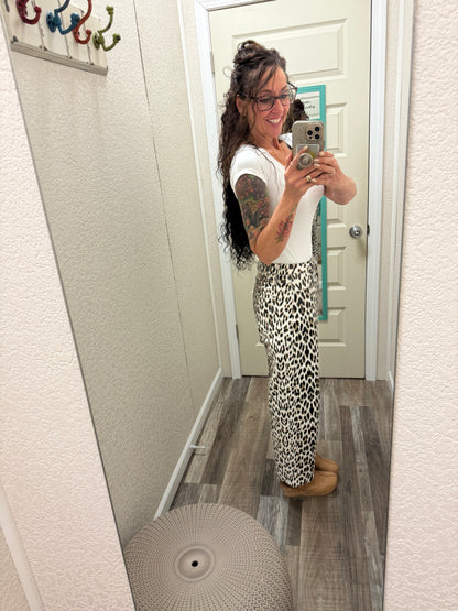 Annie Snow Leopard Barrel Leg Jeans