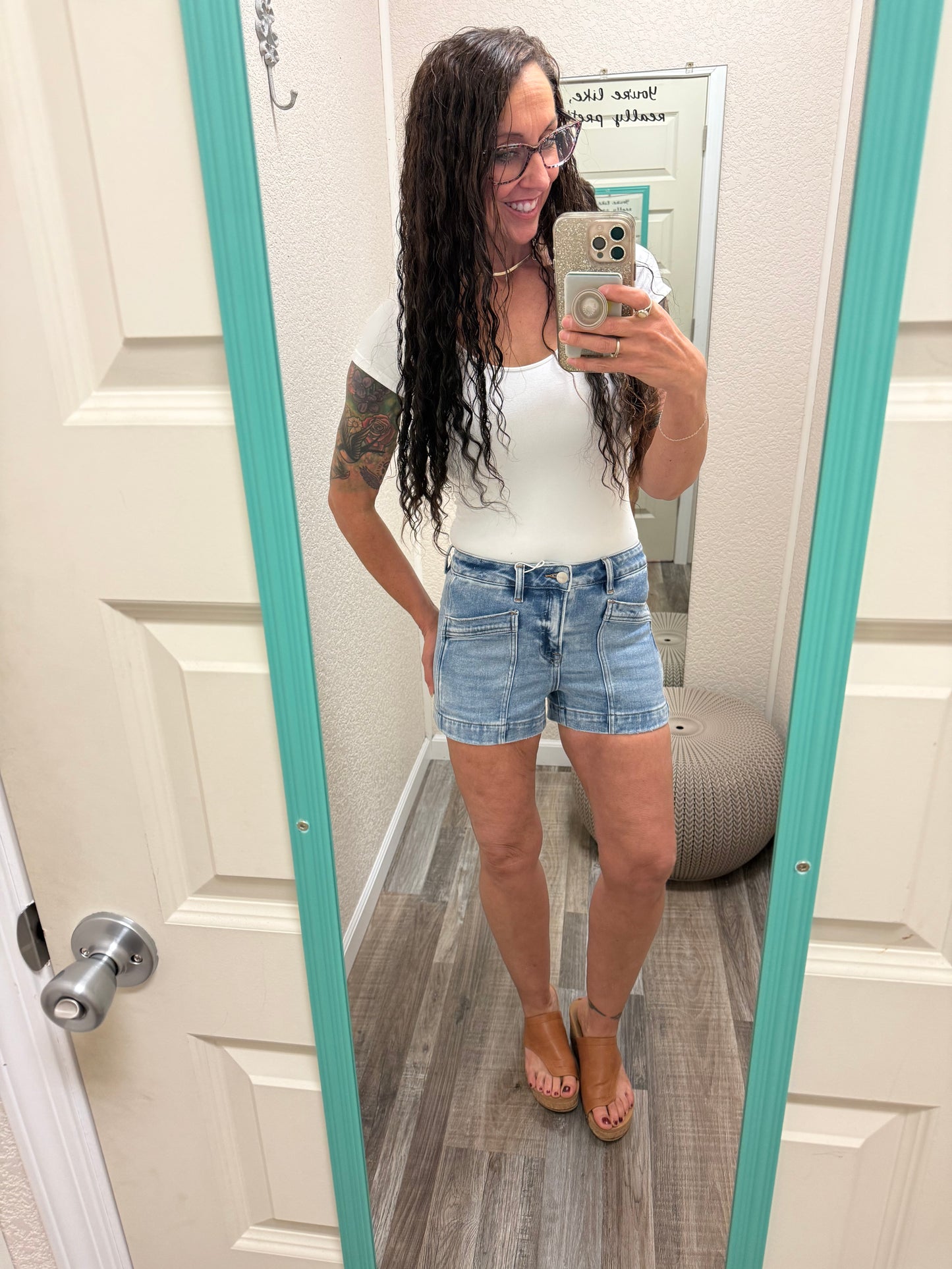 Samantha Risen Slouchy Eyelet String Detail Shorts Light Wash