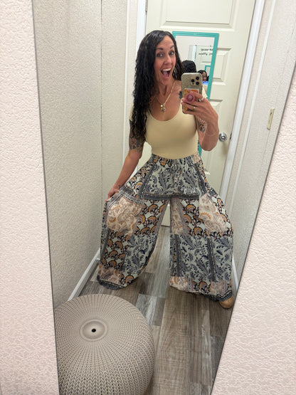 Jamaica PATCHWORK PRINT WIDE LEG PANTS WITH ELASTIC WAIST