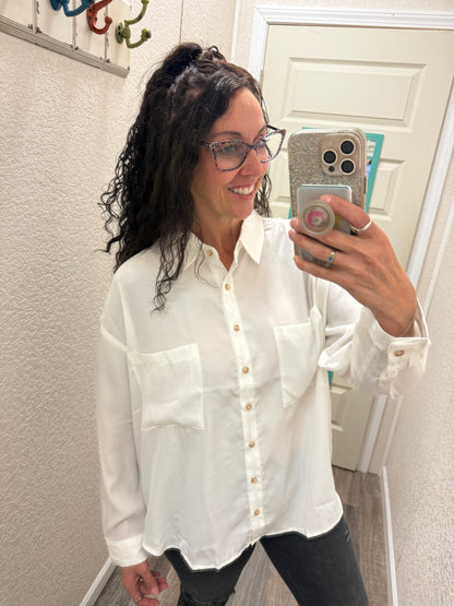 Vanna Versatile Classic Button Down Top