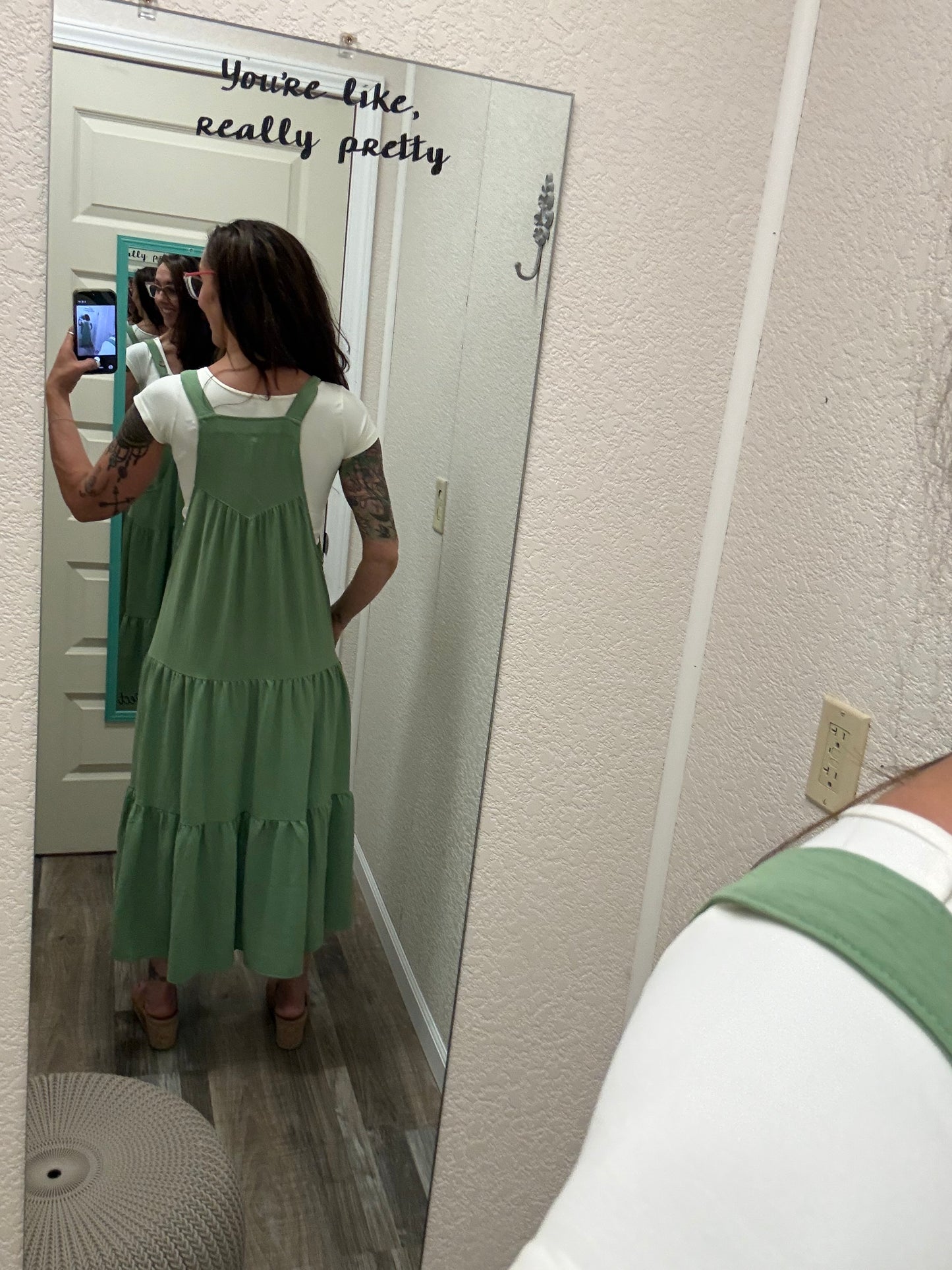 Kierra Button Sling Tiered Midi Dress: Pear Green