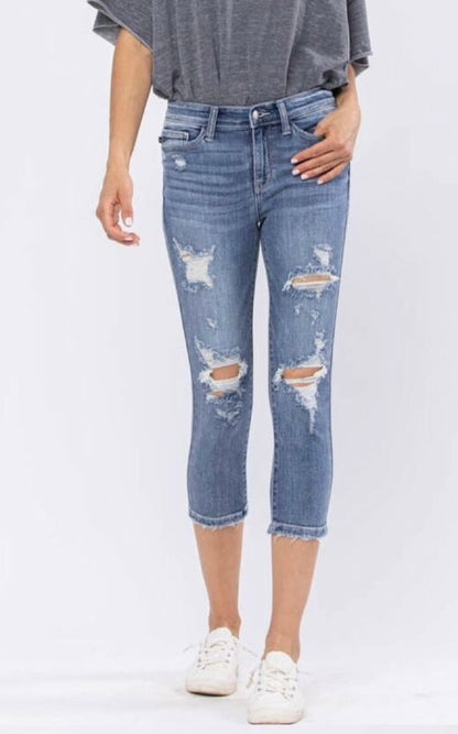 Judy Blue Denim Mid-Rise Capri Destroyed 22" Inseam (Medium wash)