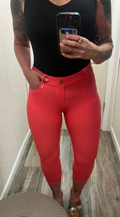 Coraline - Coral - Capri Jeggings