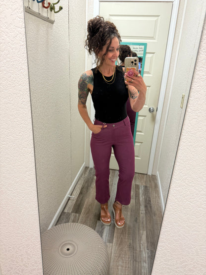 The Classic Straight Leg Crop Capri Pants