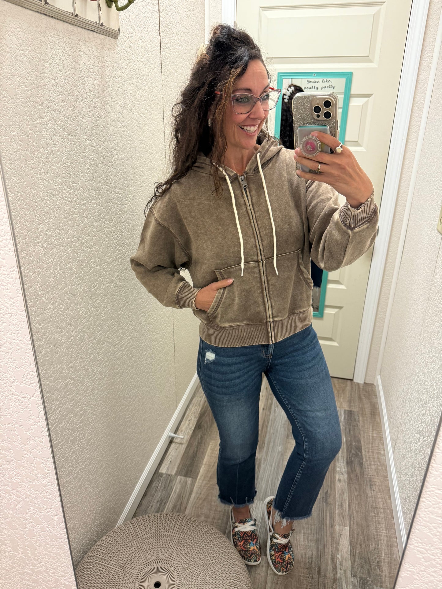 Larissa - cropped hoodie
