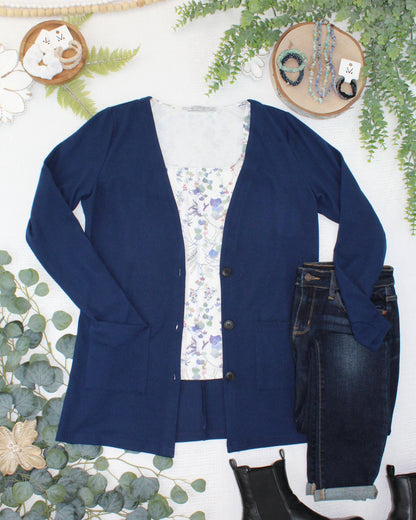 08.21 EN ROUTE Cori Cardigan - Navy