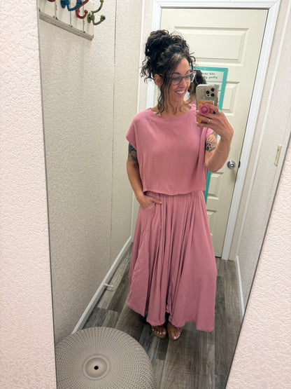 Summer Time Roses Top/Skirt Set