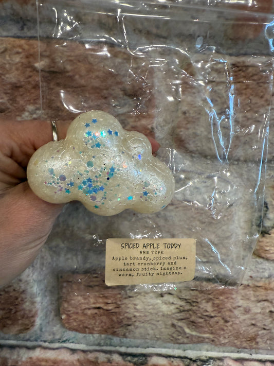 Cloud Vent Clip Freshie -spiced apple toddy scent