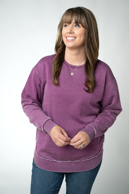 MARKET EXCLUSIVE Vintage Wash Pullover - Purple