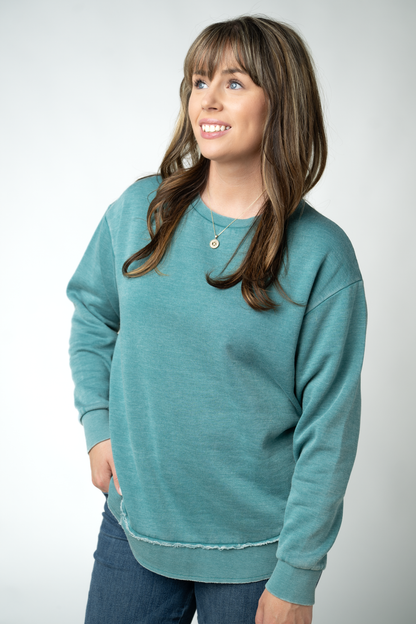 MARKET EXCLUSIVE Vintage Wash Pullover - Teal