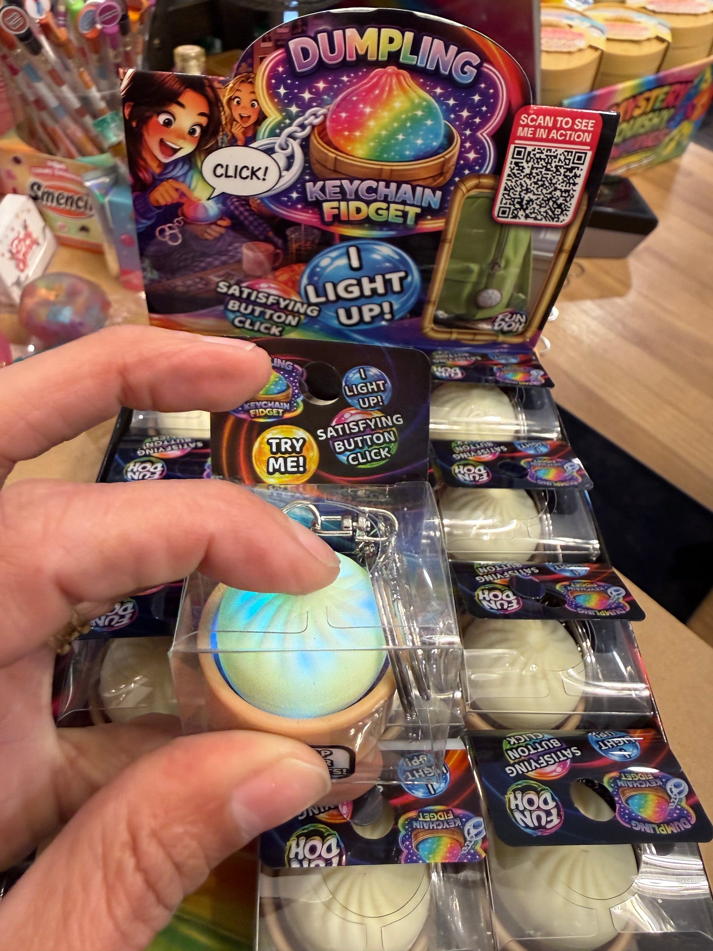Light-Up Clicker Dumpling Keychain