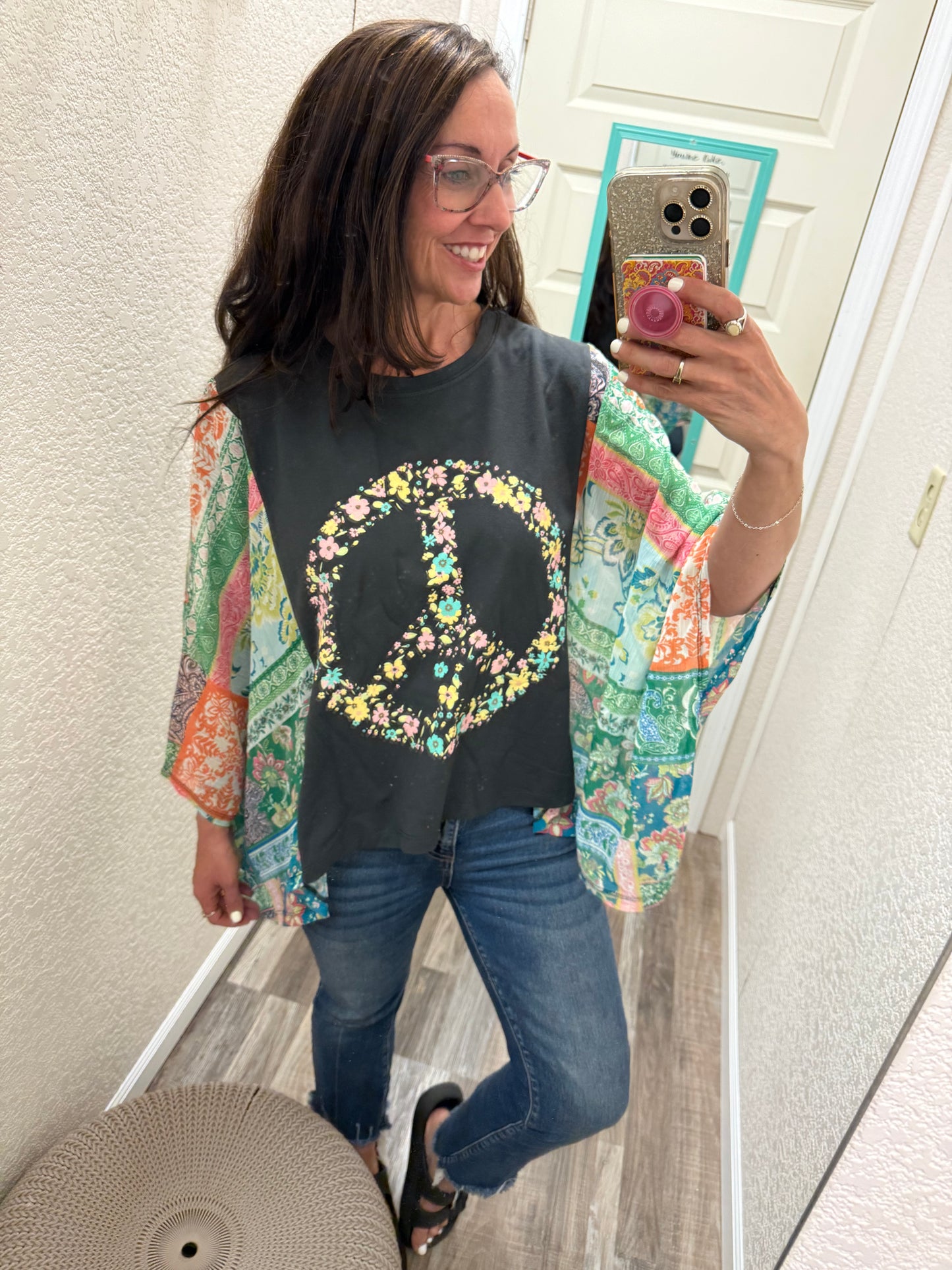 Floral Peace Boho Graphic Rustic Sheer Sleeves Kaftan Top: BLACK