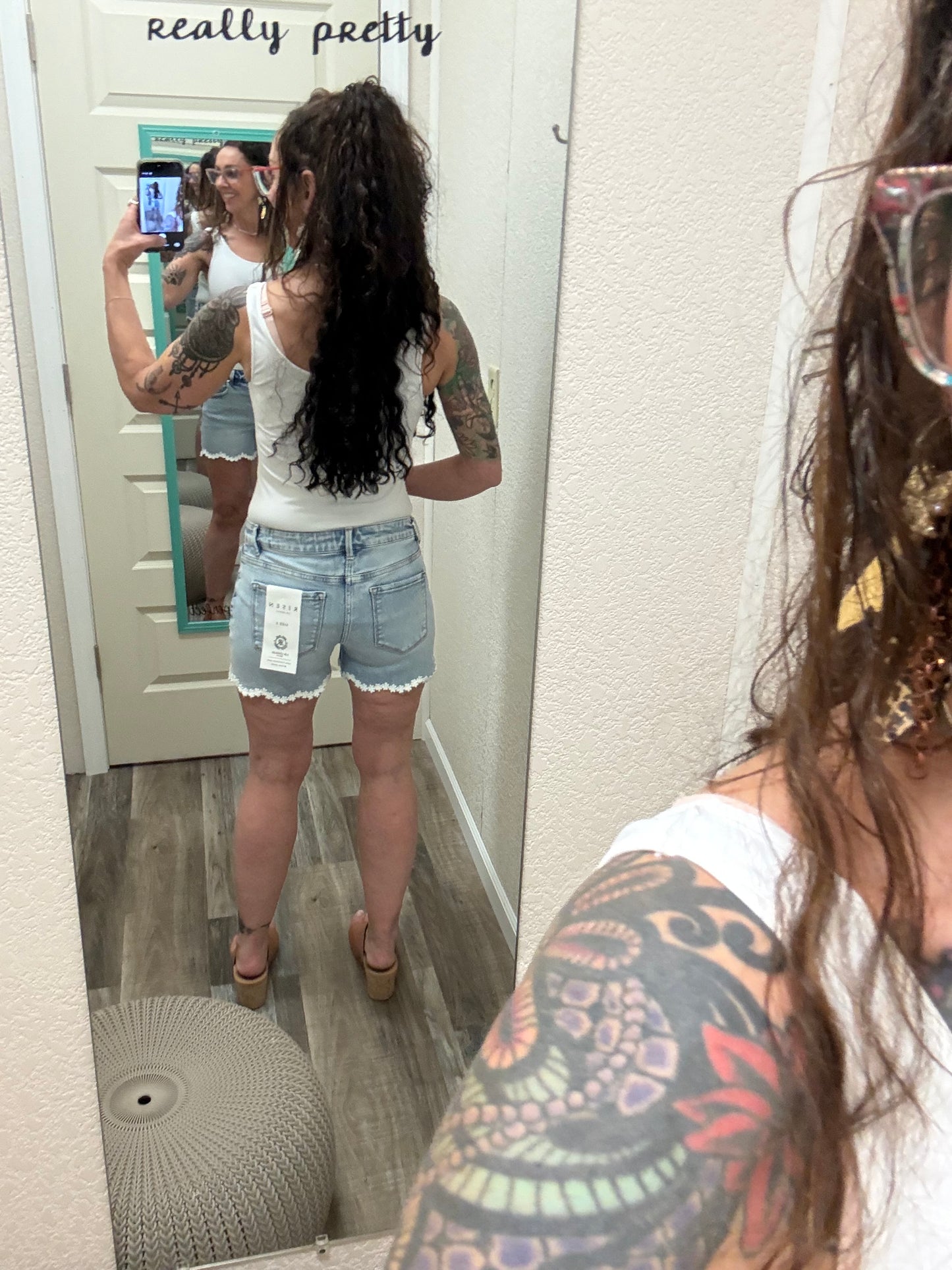 Kim Floral Scalloped Hem Mid Rise Risen Shorts