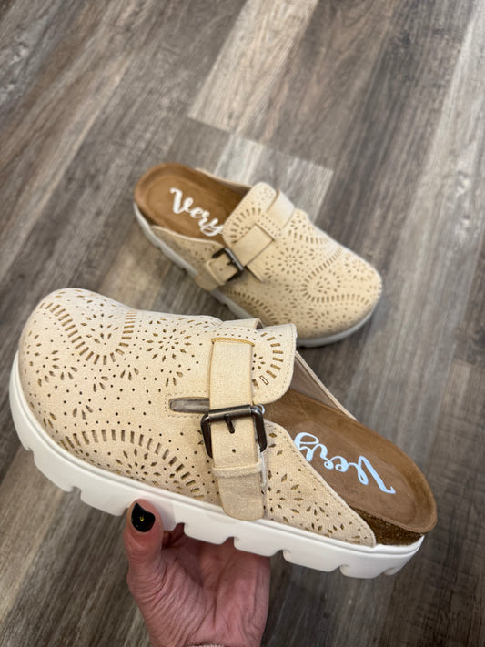 Lulu Laser Cut Cream Mule By Very G