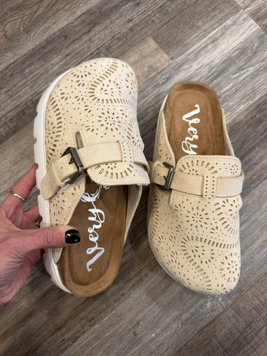 Lulu Laser Cut Cream Mule By Very G