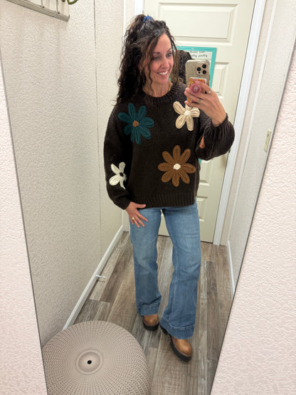 FLORAL POP KNIT SWEATER TOP