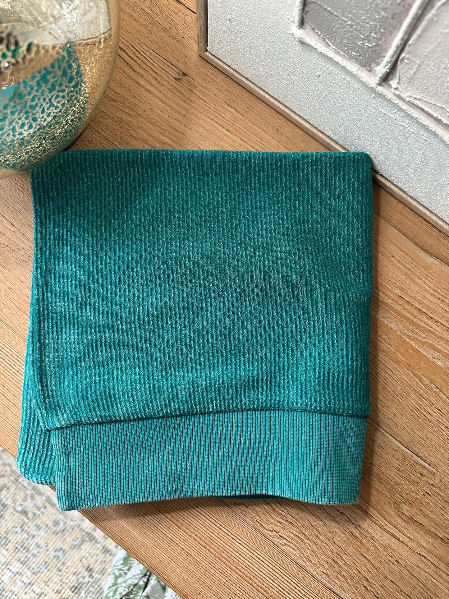 ALEXANDRITE - ESSENTIAL LUXE CORDED CREW