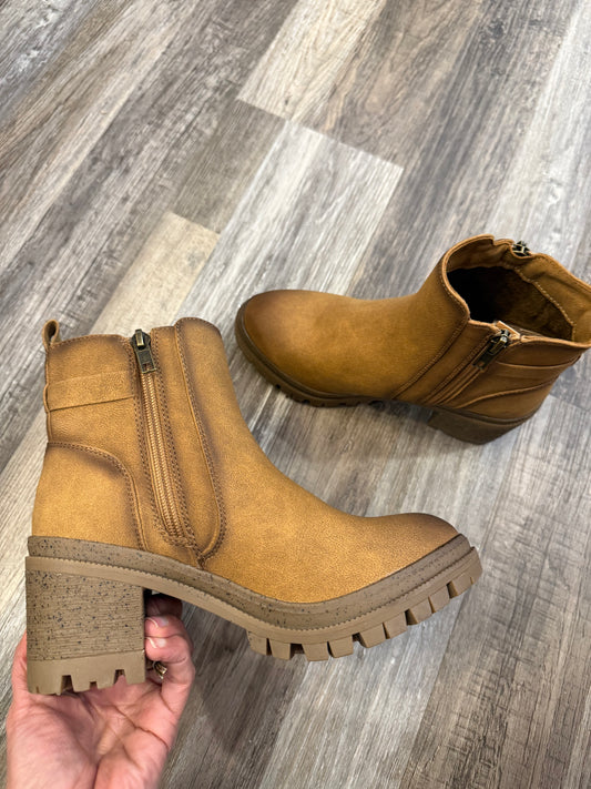 Maeve Tan Boots By Very G