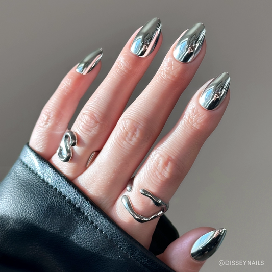 Platinum Press-On Nails | Metallic Chrome Silver Nails