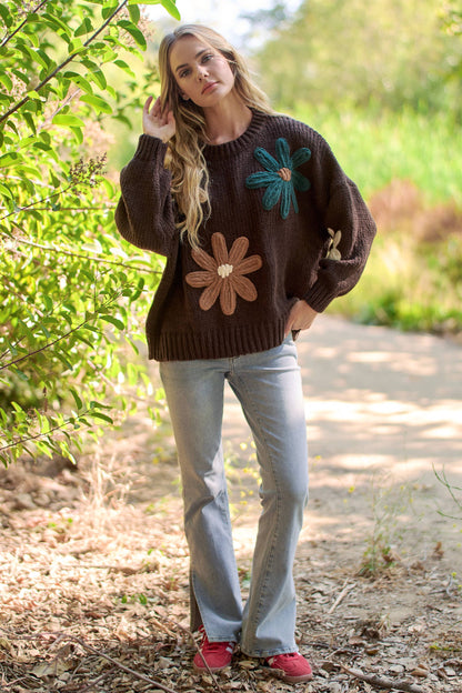 FLORAL POP KNIT SWEATER TOP