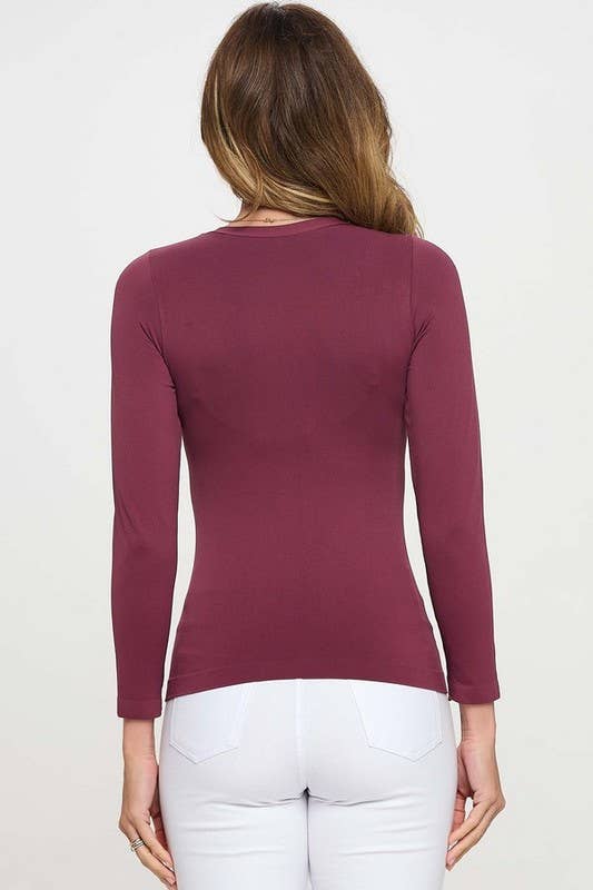 One Size Second Skin Seamless Round Neck Long Sleeve Top