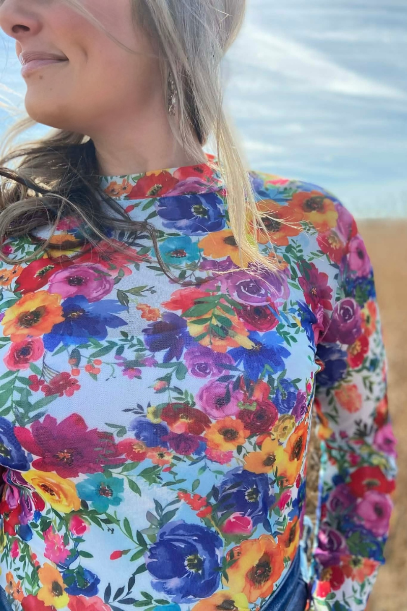 Country Kitchen Bloom Mesh Top