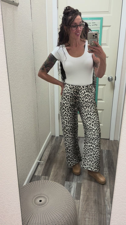 Annie Snow Leopard Barrel Leg Jeans